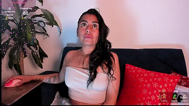 Snapshot of im_amber chatting on 12/05/25, 02:36 im amber online show from 12/05/25, 02:36