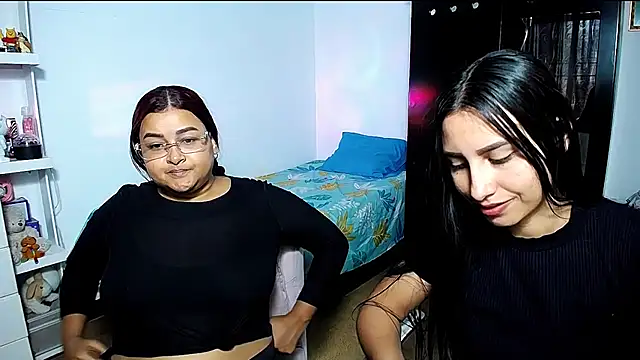 Snapshot of violeta_rous chatting on 02/05/26, 03:16 violeta rous online show from 02/05/26, 03:16