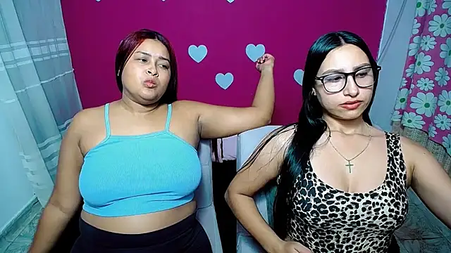 Snapshot of violeta_rous chatting on 05/10/26, 05:01 violeta rous online show from 05/10/26, 05:01