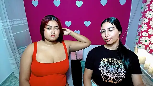Snapshot of violeta_rous chatting on 05/15/26, 03:52 violeta rous online show from 05/15/26, 03:52