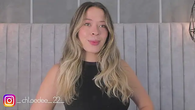 chloe d online show from 12/13/24, 11:34