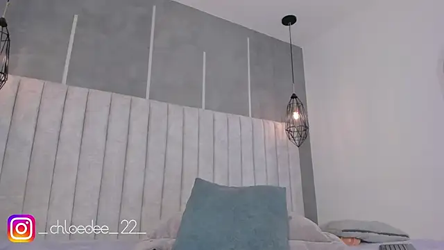 chloe d online show from 12/15/24, 11:12