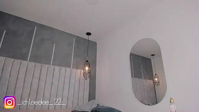 chloe d online show from 12/29/24, 10:45