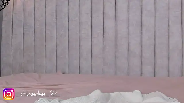 chloe d online show from 12/31/24, 01:41