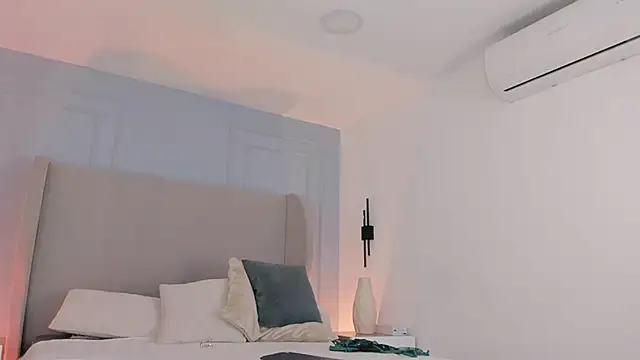 chloe d online show from 06/07/26, 12:31