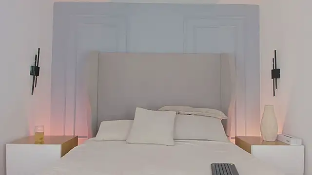 chloe d online show from 06/12/26, 11:42