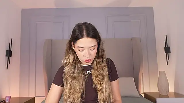 chloe d online show from 07/06/26, 12:57
