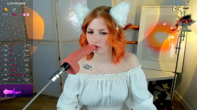 Snapshot of Mira__Blush chatting on 01/01/25, 09:39 Mira  Blush online show from 01/01/25, 09:39