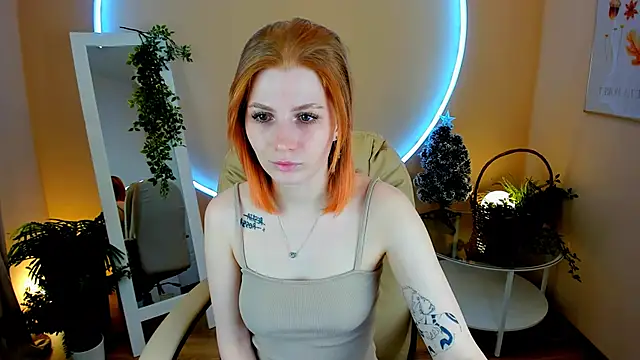 Snapshot of Mira__Blush chatting on 01/08/25, 01:41 Mira  Blush online show from 01/08/25, 01:41