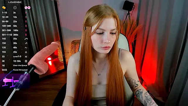 Snapshot of Mira__Blush chatting on 01/16/25, 11:48 Mira  Blush online show from 01/16/25, 11:48