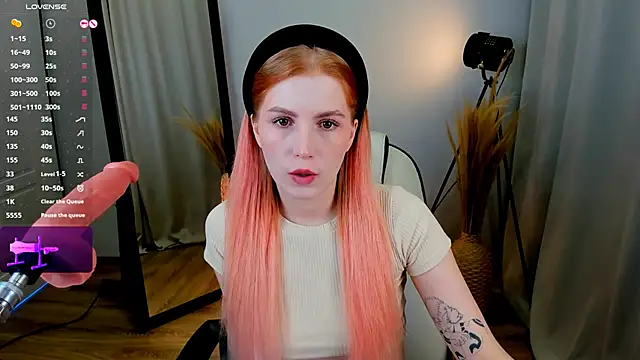 Snapshot of Mira__Blush chatting on 01/24/25, 09:58 Mira  Blush online show from 01/24/25, 09:58