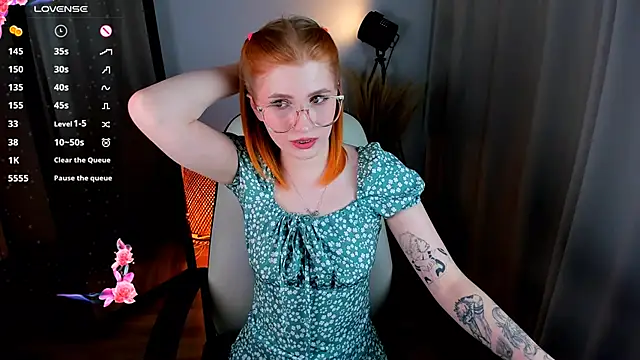 Snapshot of Mira__Blush chatting on 03/08/25, 09:39 Mira  Blush online show from 03/08/25, 09:39