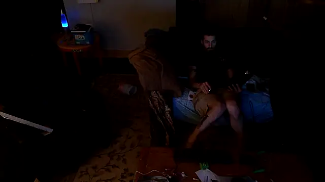 Snapshot of Bi_curious86 chatting on 11/02/25, 10:06 Bi curious86 online show from 11/02/25, 10:06