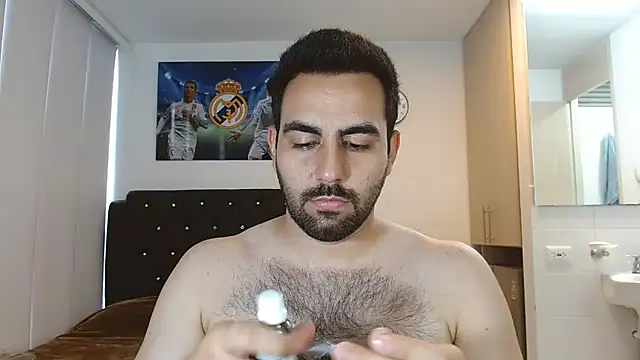 omarmohammedhot2 online show from 12/29/24, 03:03