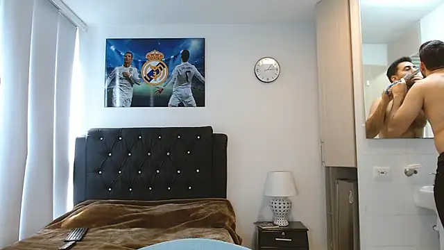 omarmohammedhot2 online show from 03/18/25, 02:48