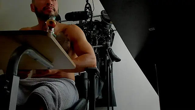 billyMayer  online show from 12/08/24, 08:47