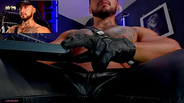 Snapshot of billyMayer_ chatting on 09/26/25, 04:55 billyMayer online show from 09/26/25, 04:55