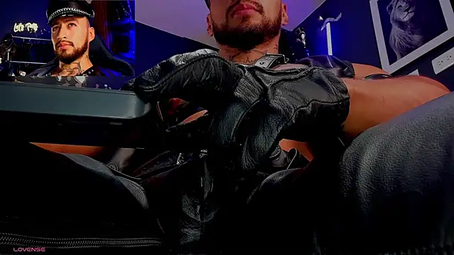 Snapshot of billyMayer_ chatting on 09/30/25, 04:56 billyMayer online show from 09/30/25, 04:56