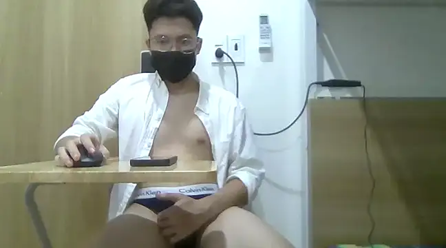 Gwencloudy online show from 12/09/24, 01:45