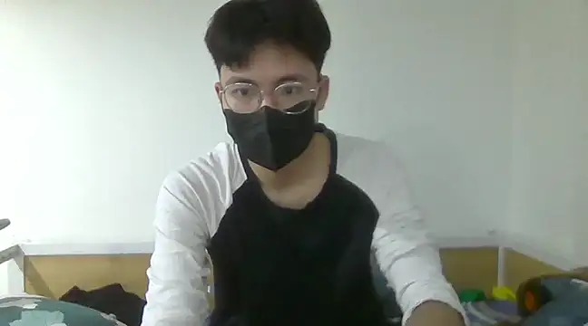 Gwencloudy online show from 01/15/25, 01:56