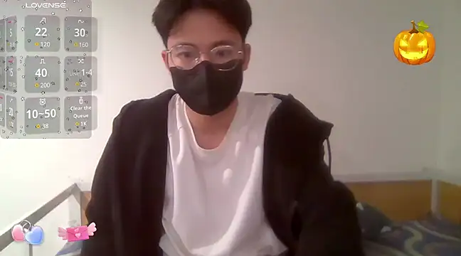 Gwencloudy online show from 02/10/25, 03:46