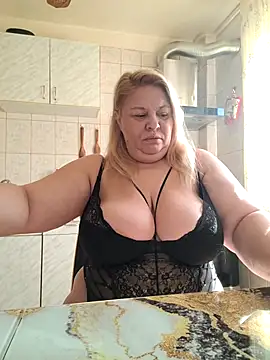 Snapshot of AriannaMilf chatting on 10/01/25, 08:09 AriannaMilf online show from 10/01/25, 08:09