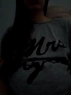 Snapshot of bruna_safadinhaa chatting on 11/06/25, 05:25 bruna safadinhaa online show from 11/06/25, 05:25