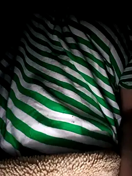 Snapshot of bruna_safadinhaa chatting on 11/11/25, 09:37 bruna safadinhaa online show from 11/11/25, 09:37