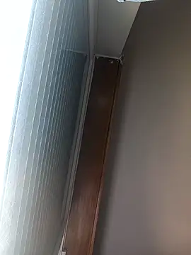 Snapshot of bruna_safadinhaa chatting on 12/18/25, 02:12 bruna safadinhaa online show from 12/18/25, 02:12