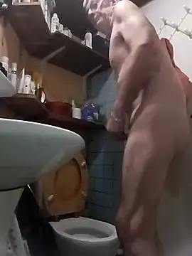 Snapshot of petitpeps84 chatting on 02/13/25, 09:30 petitpeps84 online show from 02/13/25, 09:30