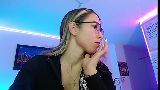 Snapshot of Niky_777 chatting on 09/14/25, 11:48 Niky 777 online show from 09/14/25, 11:48