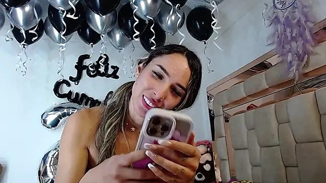 Snapshot of Niky_777 chatting on 12/04/25, 12:31 Niky 777 online show from 12/04/25, 12:31