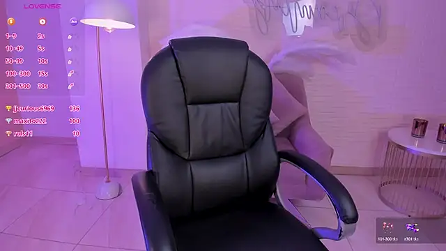 AlessiaCorleone  online show from 01/05/25, 09:03