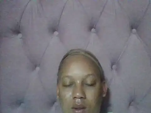 ShooingBunch online show from 10/09/25, 02:31