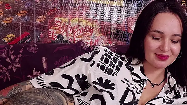 MeIisaLove online show from 06/13/26, 07:23