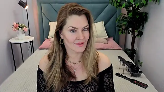 Adele Russo online show from 02/26/26, 04:17