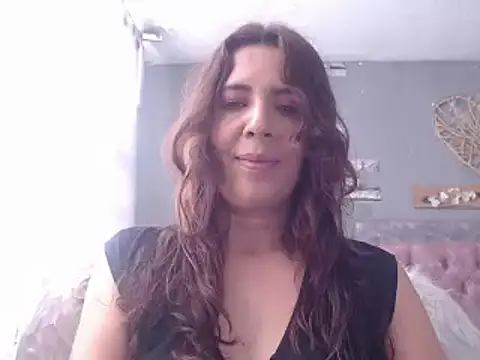 Victoria meester online show from 12/04/24, 01:53