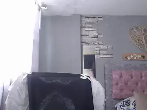 Victoria meester online show from 12/04/24, 05:00