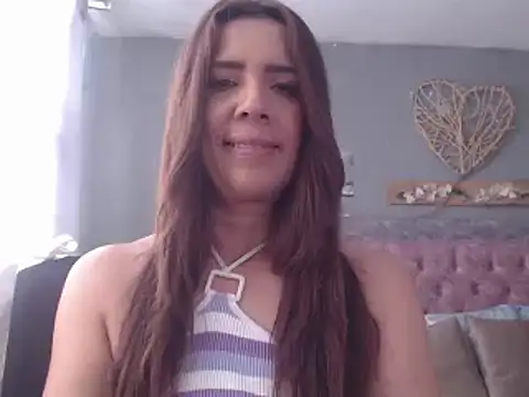 Victoria meester online show from 12/13/24, 03:11