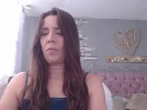 Victoria meester online show from 12/14/24, 04:52