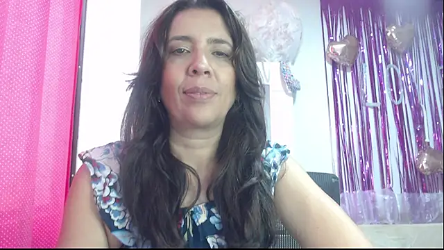Victoria meester online show from 02/23/25, 03:29
