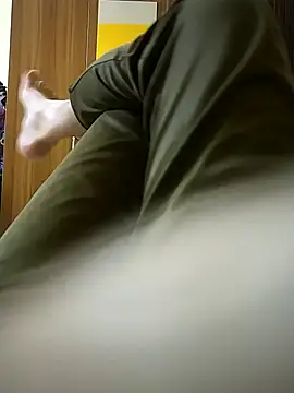 Snapshot of it_suhorney chatting on 09/17/25, 01:46 it suhorney online show from 09/17/25, 01:46