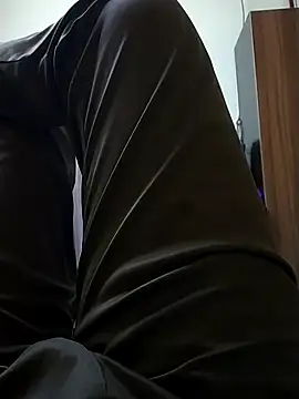 Snapshot of it_suhorney chatting on 10/02/25, 01:51 it suhorney online show from 10/02/25, 01:51