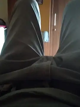 Snapshot of it_suhorney chatting on 11/08/25, 11:21 it suhorney online show from 11/08/25, 11:21