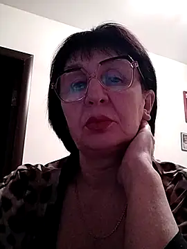 AlbinaXPretty online show from 02/21/25, 08:16