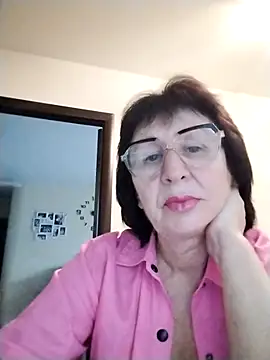 Snapshot of AlbinaXPretty chatting on 12/04/25, 06:55 AlbinaXPretty online show from 12/04/25, 06:55