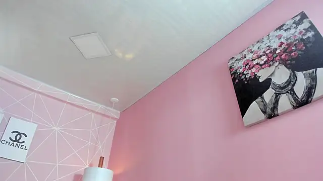 dolly zoe online show from 11/11/25, 09:37