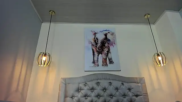 ayshel   online show from 07/31/26, 10:47