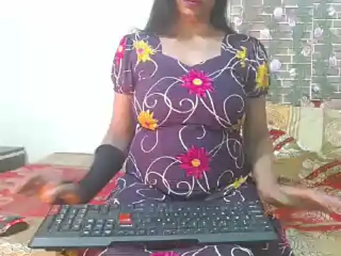 nikitahot3 online show from 12/31/24, 01:15
