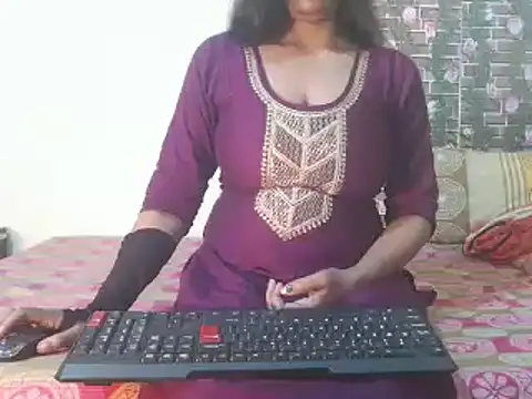 nikitahot3 online show from 01/02/25, 01:27